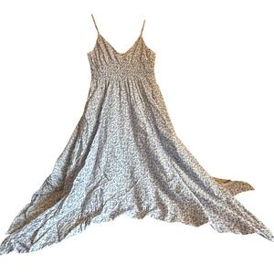 Blu Pepper Floral Maxi Dress Smocked Bodice Spaghetti Straps Blue White L